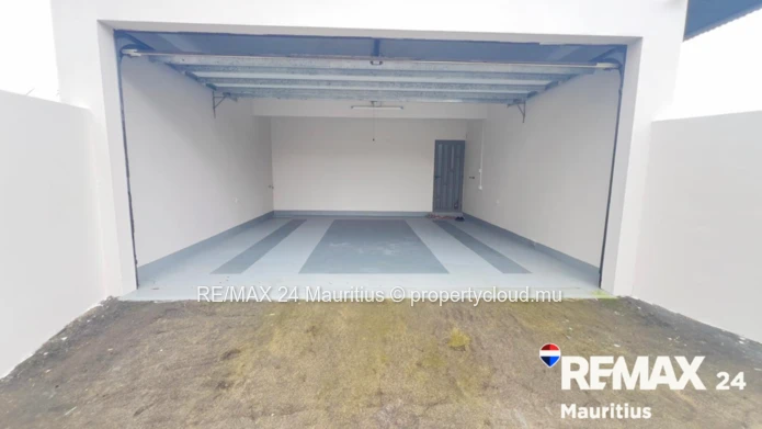 Peaceful 2-Bedroom Rental in Highlands