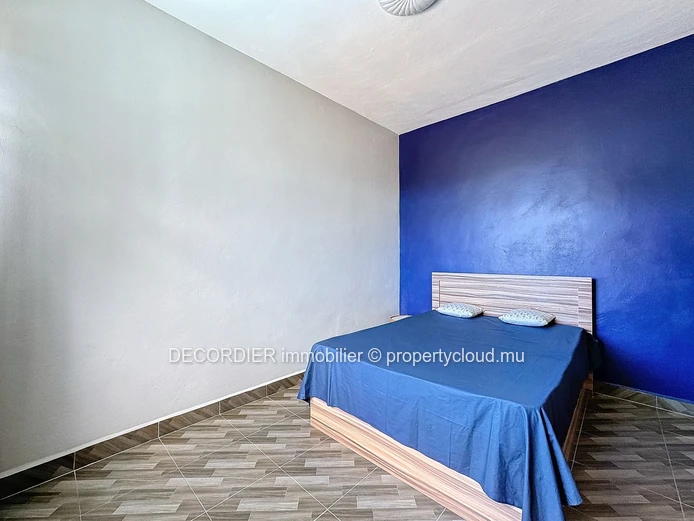 Appartement avec piscine commune