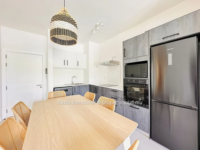 A Contemporary Apartment In The Heart Of A Booming Neighborhood
