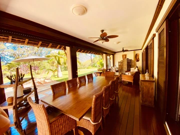 5 Bedroom Villa