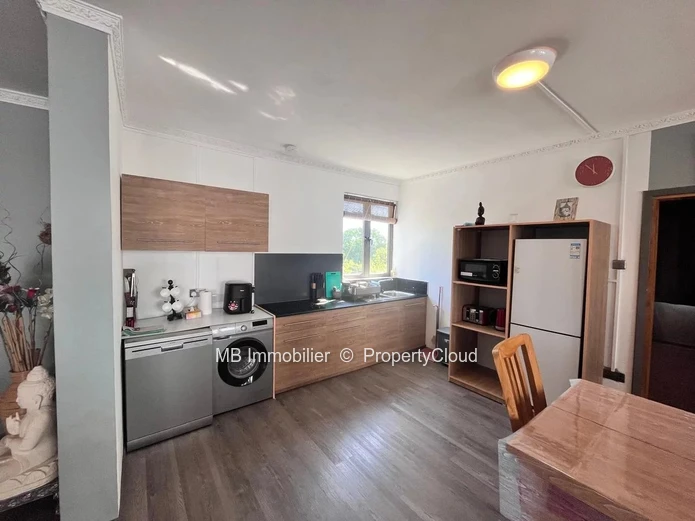 Immeuble comprenant 4 appartements à vendre - Mont Choisy