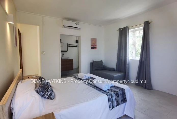 Elegant 2-Bedroom Apartment for rent with Ocean Views and Le Morne Backdrop