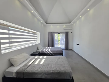 4 Bedroom Townhouse, Duplex