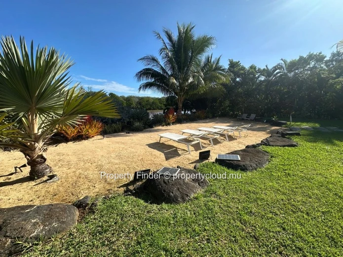Exceptional Waterfront Villa in Mauritius' Premier Residential Marina