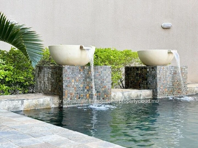 Modern 3-bedroom ground-floor apartment, fully equipped – Secure residence with swimming pool