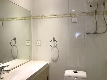 Appartement de 4 Chambres