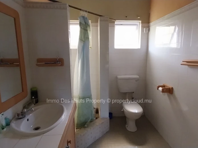 3 bedroom fully furnished apartment long term rental rue lees curepipe 