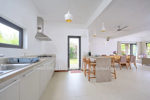 Elegant 4-bedroom furnished villa with private pool close to the beach in Trou aux Biches – Mauritius