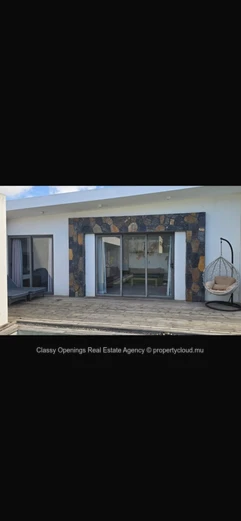 Villa moderne 3ch avec piscine et terrasse en teck