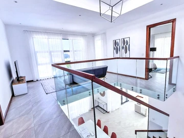 4 Bedroom Villa