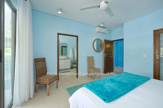 Modern Apartment Just A Stone's Throw From The Beach