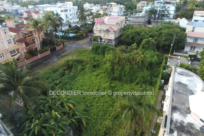 Ideally Located Residential Plot in Pereybère