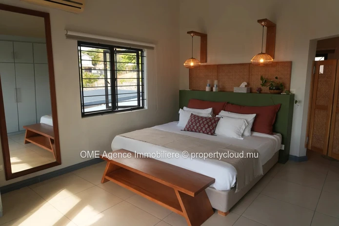 4-Bedroom Home with Panoramic Ocean Views