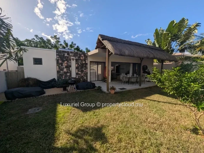 Contemporary 3-Bedroom Villa With Private Pool For Rent In Grand Baie
