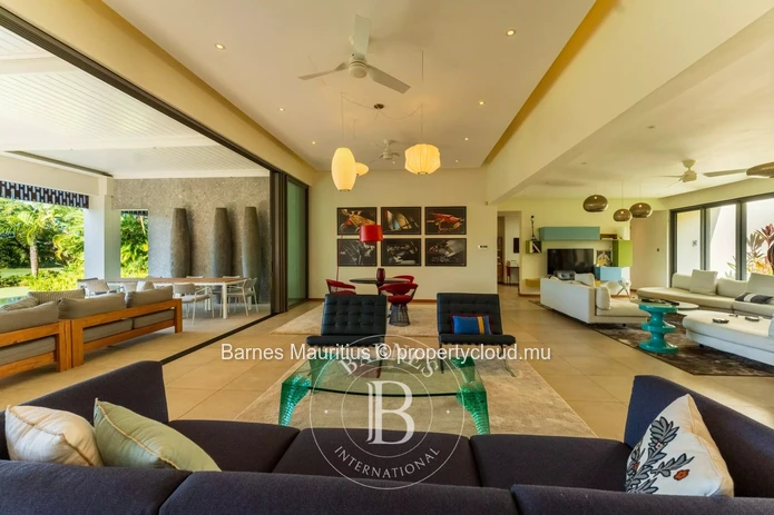 ANAHITA RESORT -  Villa contemporaine 5 chambres vue golf