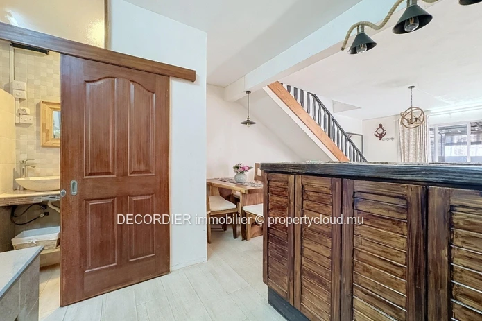 Semi-detached house for rent – Pereybère