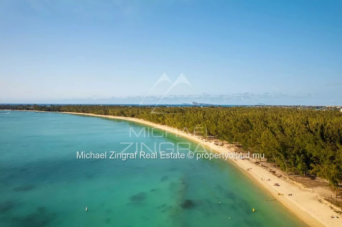 4 bedroom villa in Mont Choisy Golf Estate