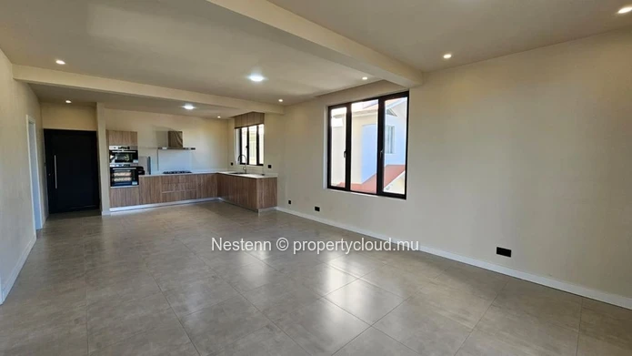 Appartement a vendre a Roches Brunes 