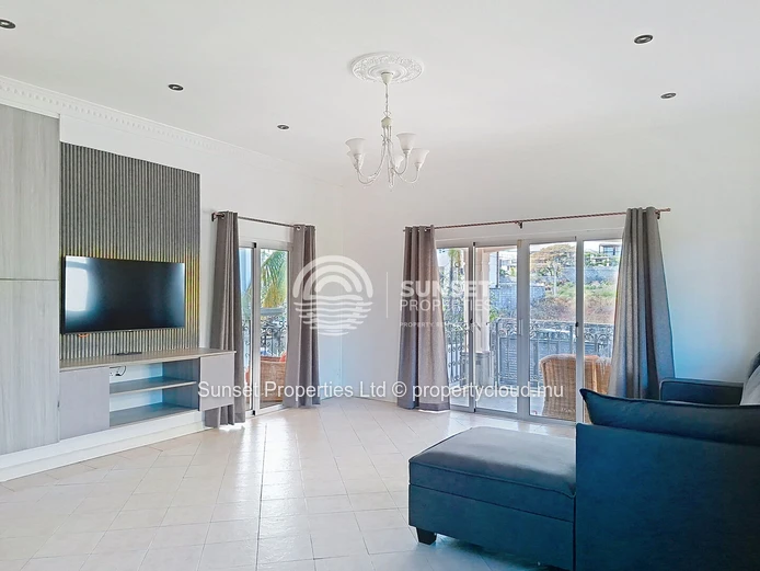 Renovated Penthouse | 3 Bedrooms | Quiet Residential Neighborhood