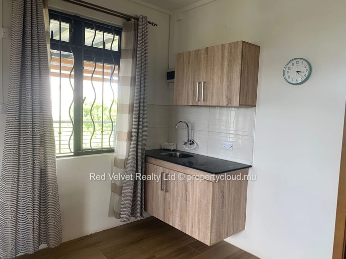 Luxury 4-Bedroom Furnished House for Rent – Le Bout du Monde, Ebène – 390 m²