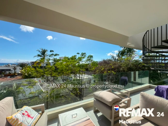 3-Bedroom Penthouse with Private Rooftop & Jacuzzi | 170m² | For Rent