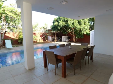 4 Bedroom Villa