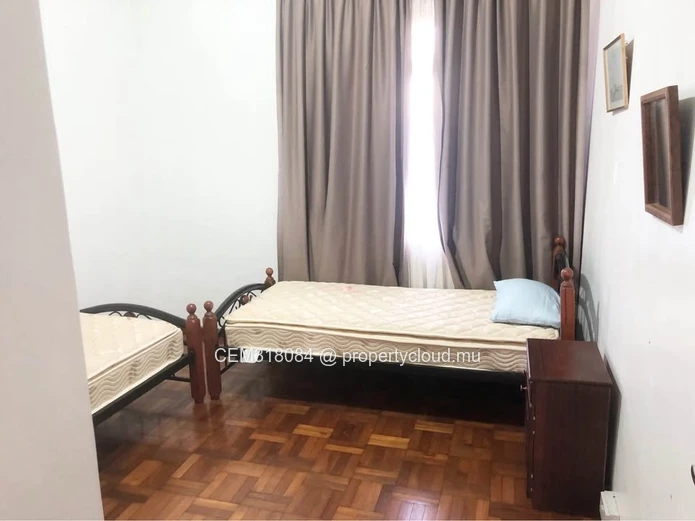 Serene 3 Bedroom Apartment in a Prime Location for Rent in Floreal