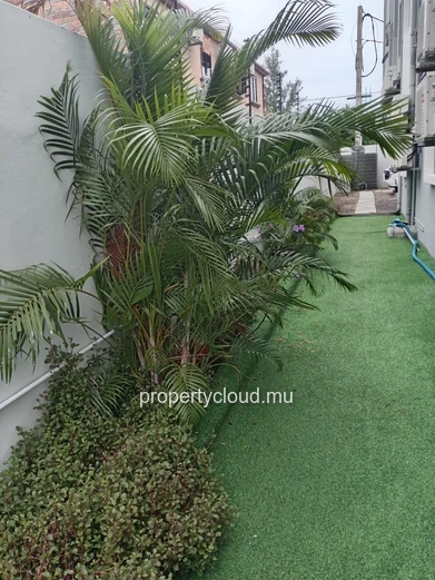 2-bedroom apartment with pool – Pereybère