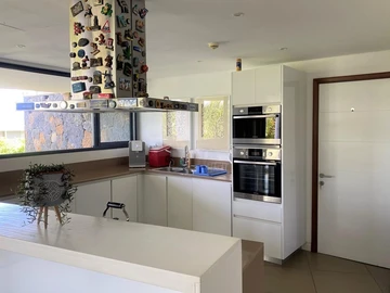 4 Bedroom Apartment
