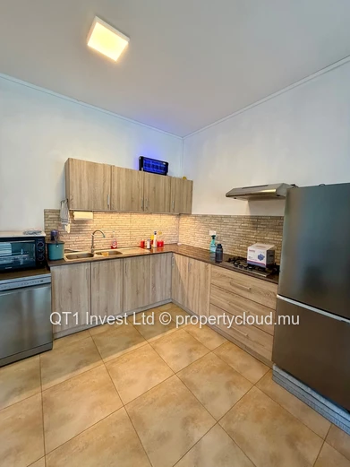 Nice Duplex In Mon Choisy