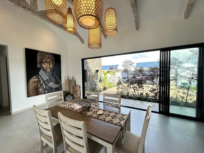 Élégante villa 3 suites avec jardin – Mont Mascal