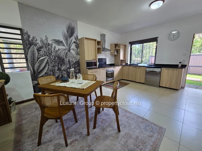  Beautiful Family Villa With Private Pool For Rent