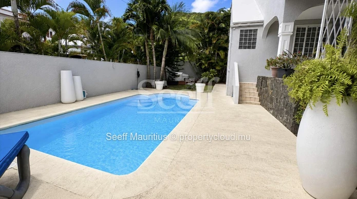 Charming Coastal Escape Island Vista