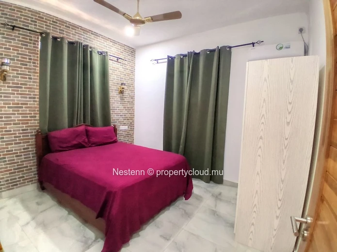 Beautiful And Spacious 5-Bedroom Villa With Pool