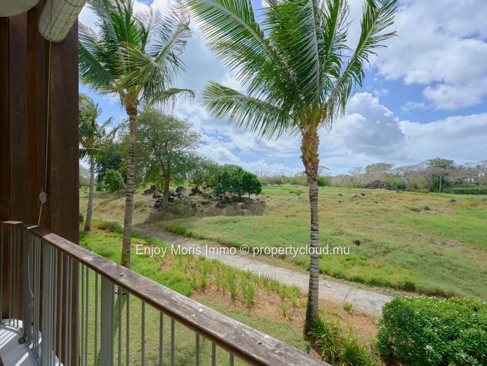Appartement à vendre – Au Golf de Mont Choisy – Île Maurice – Vue golf – 2 chambres – Résidence de prestige