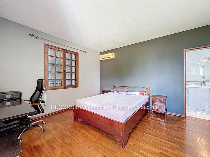 Villa Rare a la vente