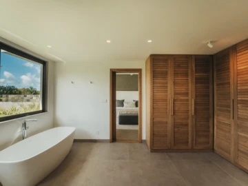 4 Bedroom Villa