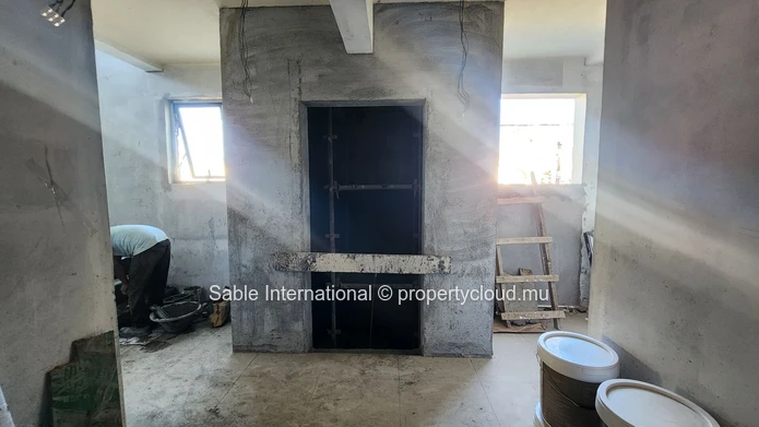 SeaView 3-Bedroom Apartment for Sale in Pereybere with rooftop shared Pool