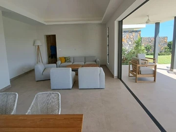 4 Bedroom Villa