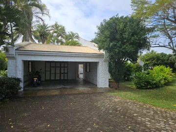 5 Bedroom Villa