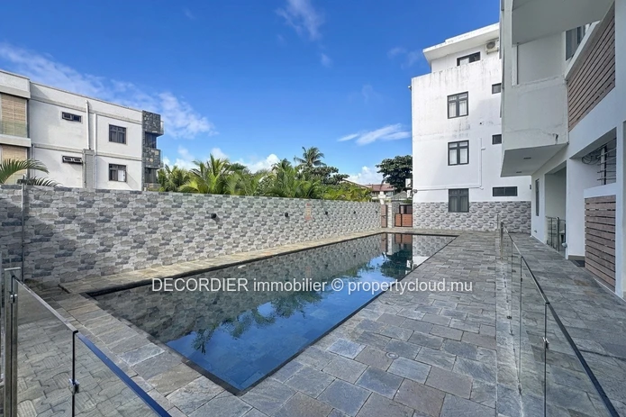 Spacious Apartment for Rent – Pereybère