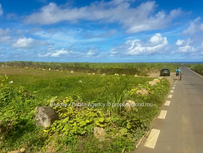 Residential Plot for Sale – Le Bouchon, Trois Boutiques