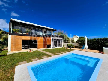 3 Bedroom House For Sale in La Gaulette