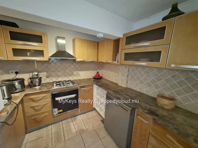 Villa Meublée – Piscine Privée – 4 Chambres En Suite – Grand Jardin