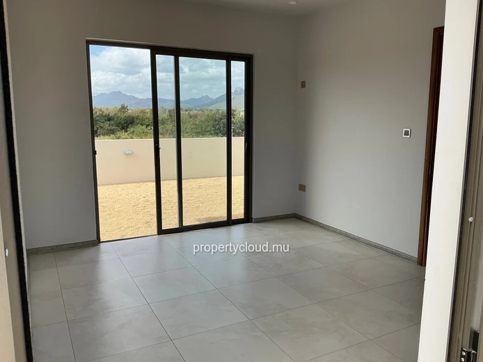 Villa Contemporaine 2026 de 270 m² sur 9.5 Perches | Rooftop Vue Montagne & Piscine Privée | Proche Balaclava & 7 km ...