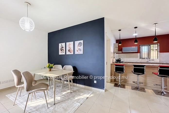 For Rent, Stunning Apartment in FLic en Flac