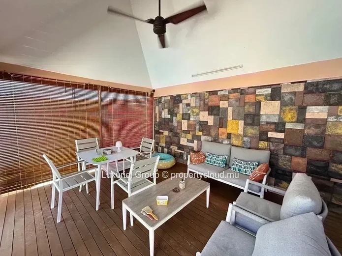 Your Private Oasis in Pereybère – Modern Villa with Pool and Garden