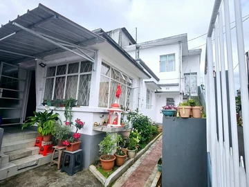 7 Bedroom House