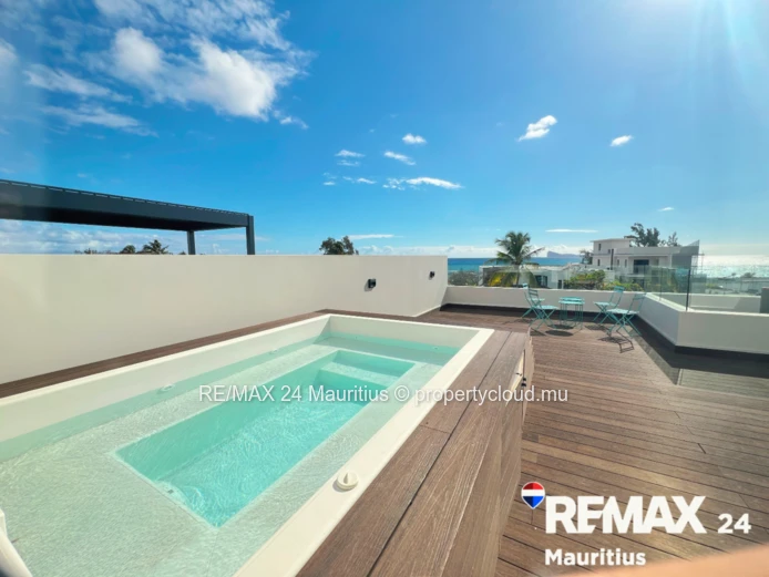 3-Bedroom Penthouse with Private Rooftop & Jacuzzi | 170m² | For Rent