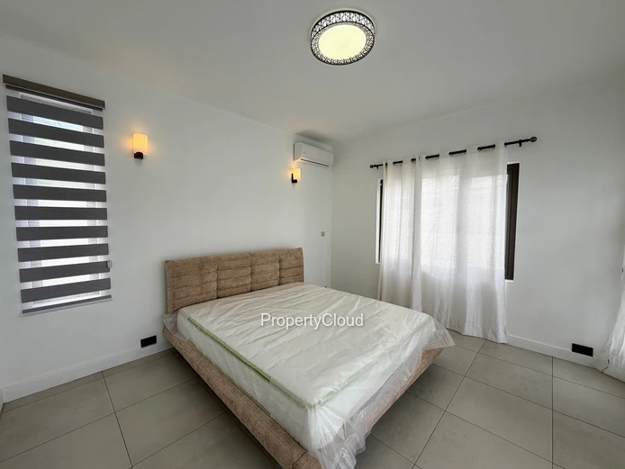 Brand New Furnished Villa With Pool | Grand Bay | 3 Air Conditioned Bedrooms | Rs 16.5M
